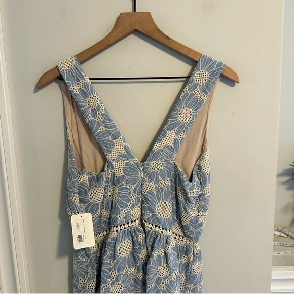 NWT Tuckernuck Adelyn Rae Blue White Lace Crochet Mini Dress Medium - Picture 5 of 12
